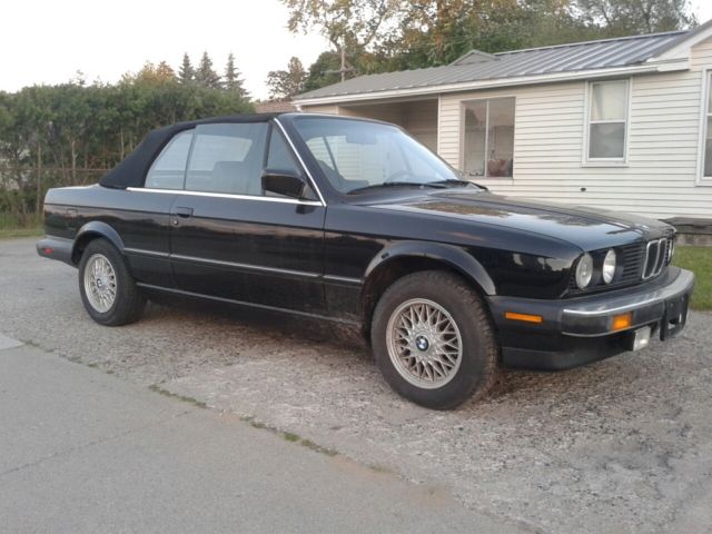Black on Black 1988 BMW e30 325i Convertible w/Rare Hardtop, Low Miles, No Rust 1988 BMW 3-Series 325ic