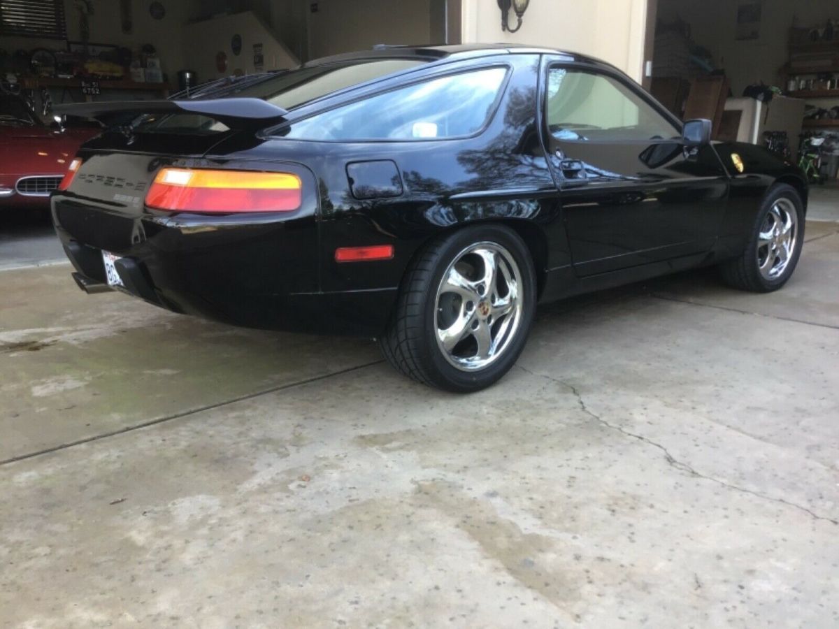 1988 Porsche 928 - photo 3