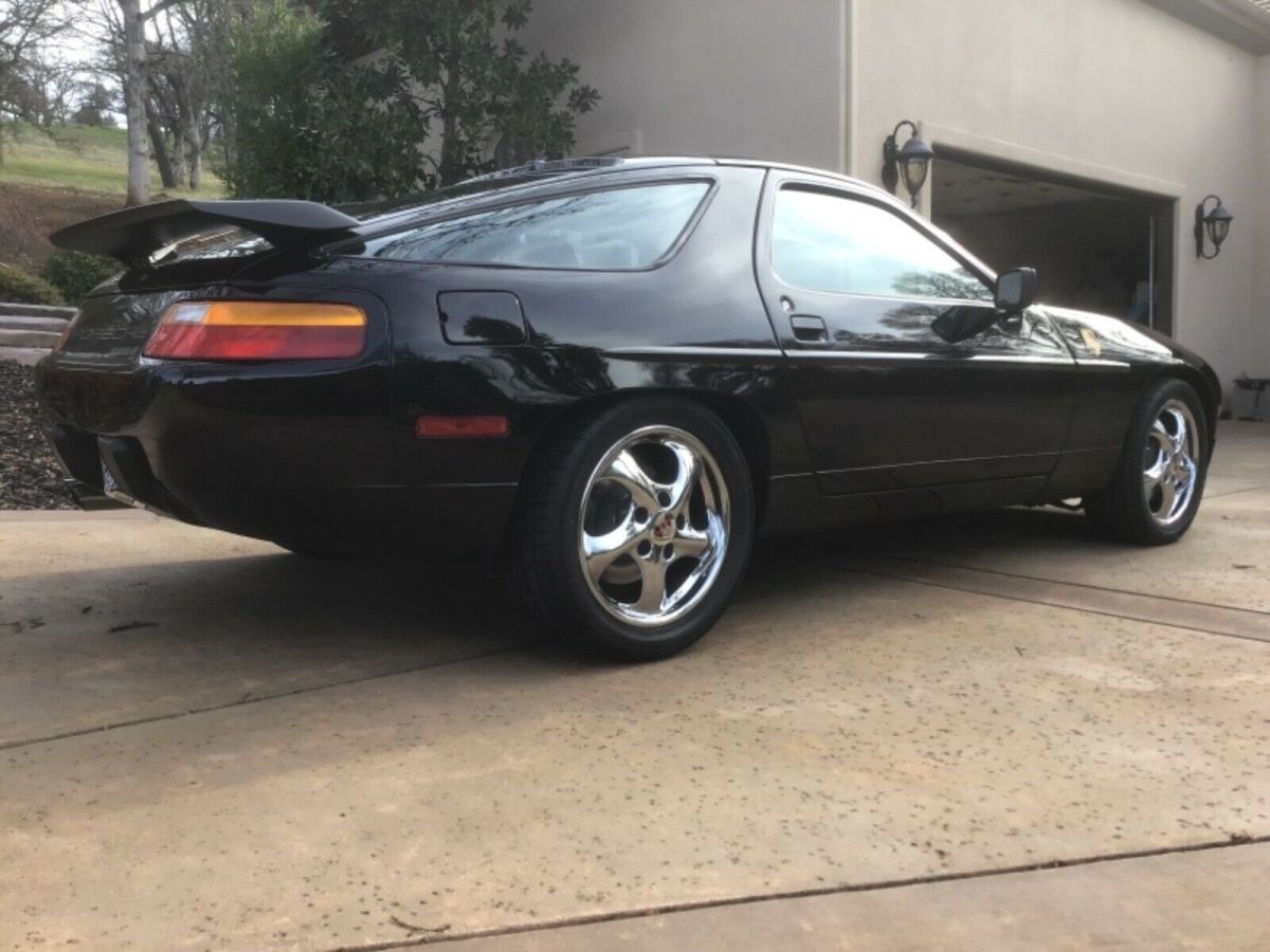 1988 Porsche 928 - photo 9
