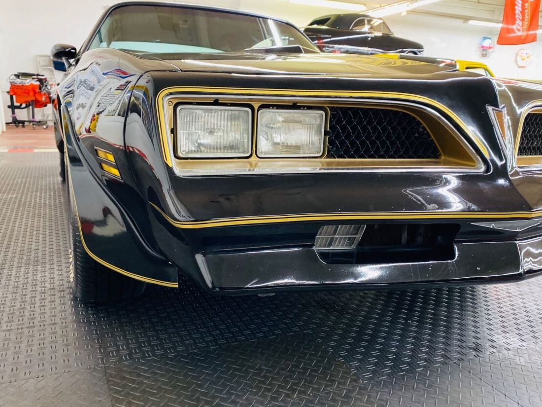 1978 Pontiac Firebird - TRANS AM DECALS - 4 SPEED - 400 SBC ENGINE - SEE - photo 12