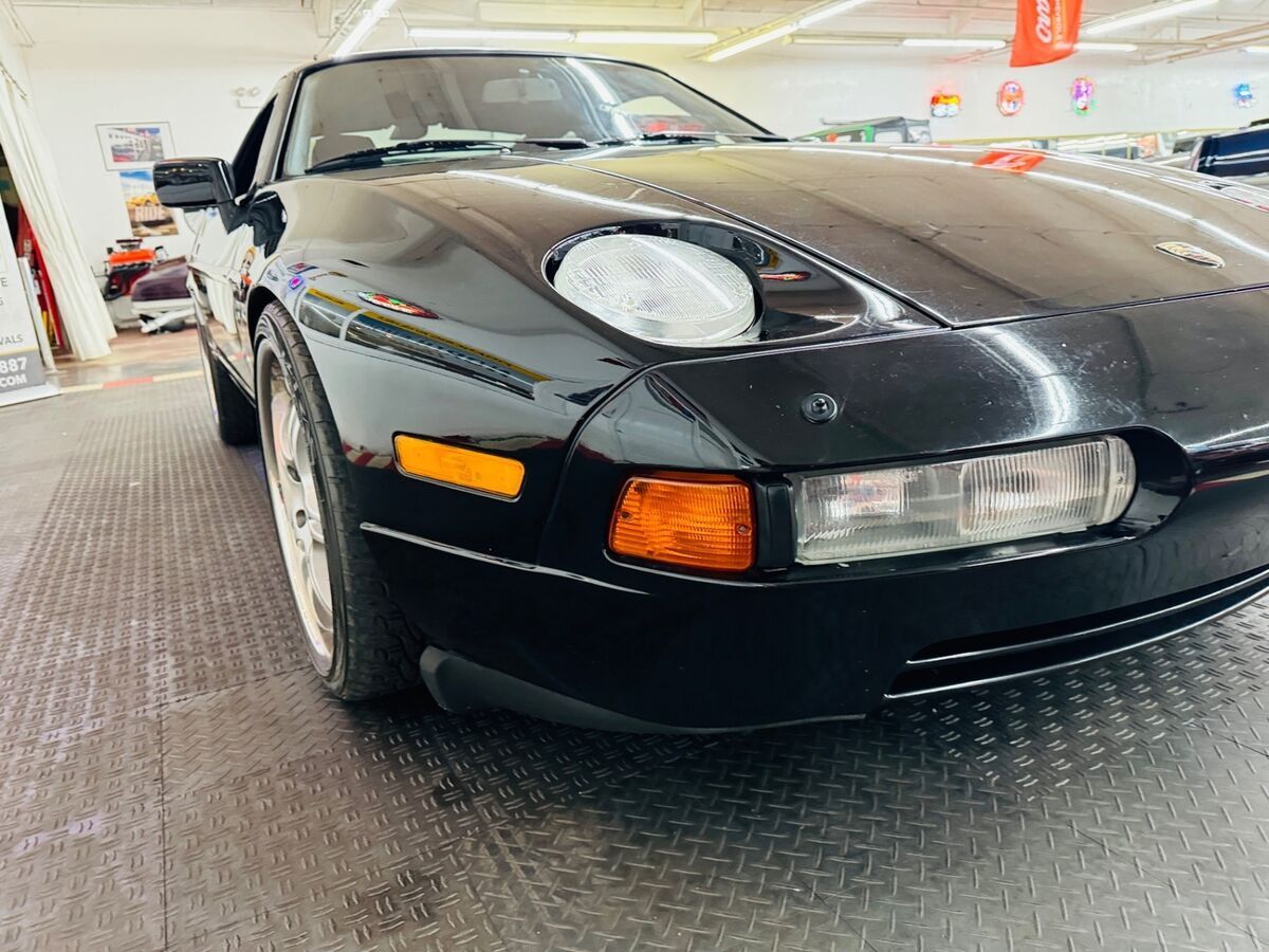 1989 Porsche 928 S4 - photo 10