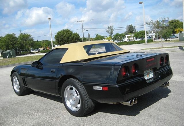 1988 Chevrolet Corvette Convertible - photo 3