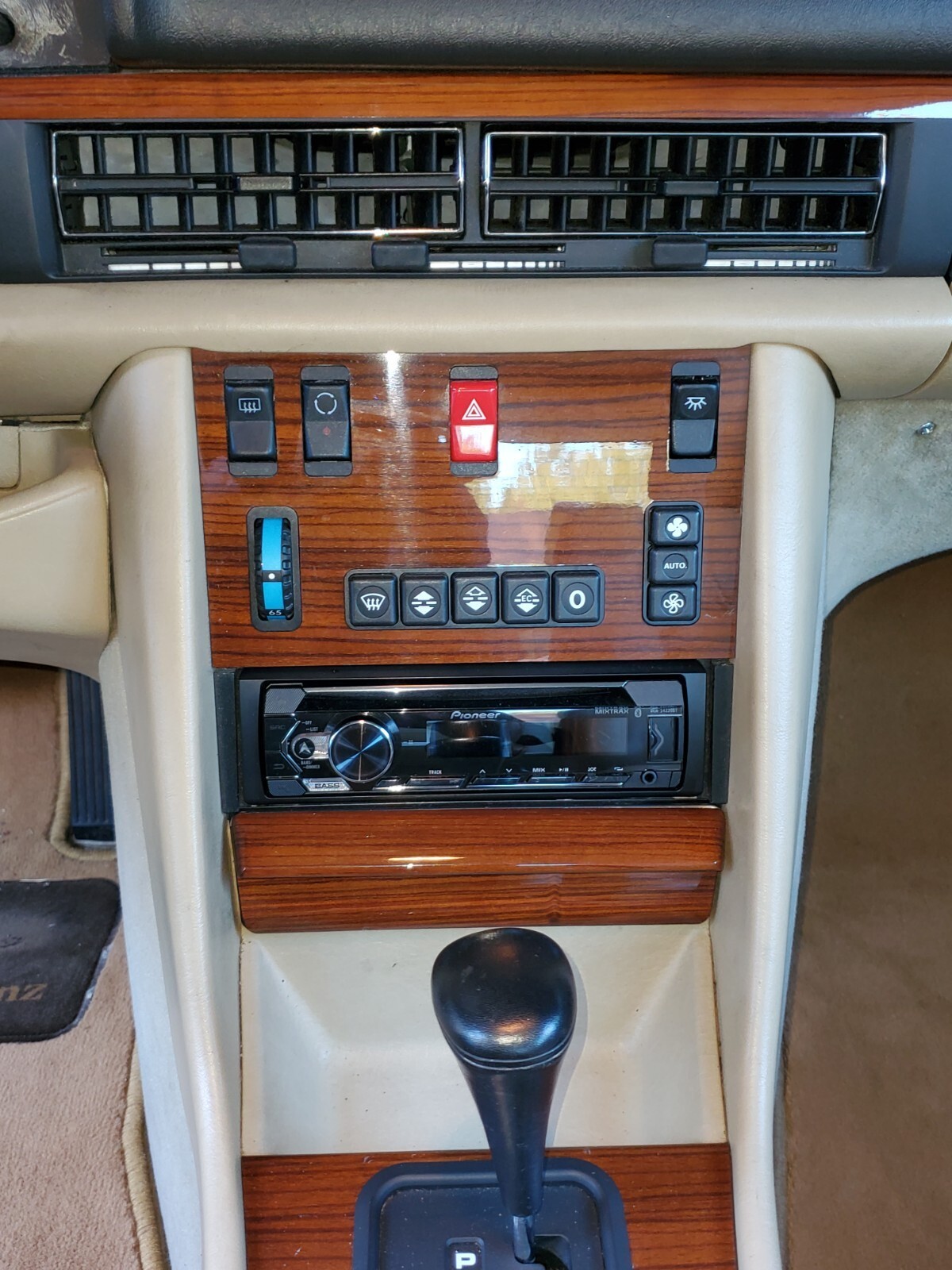 1991 Mercedes-Benz 300-Series - photo 10