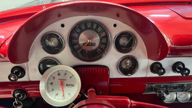 1956 Ford Sunliner - photo 11