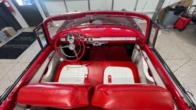 1956 Ford Sunliner - photo 6