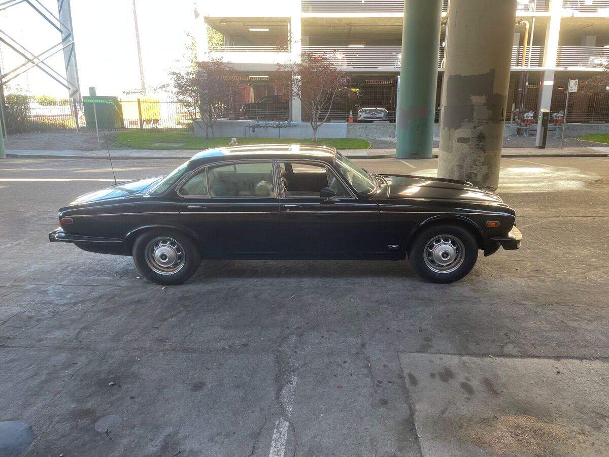 1976 Jaguar XJ6 - photo 5