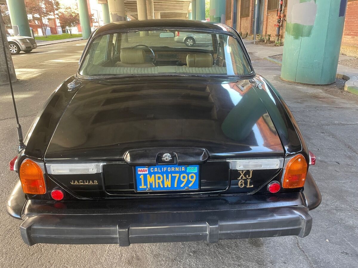 1976 Jaguar XJ6 - photo 8