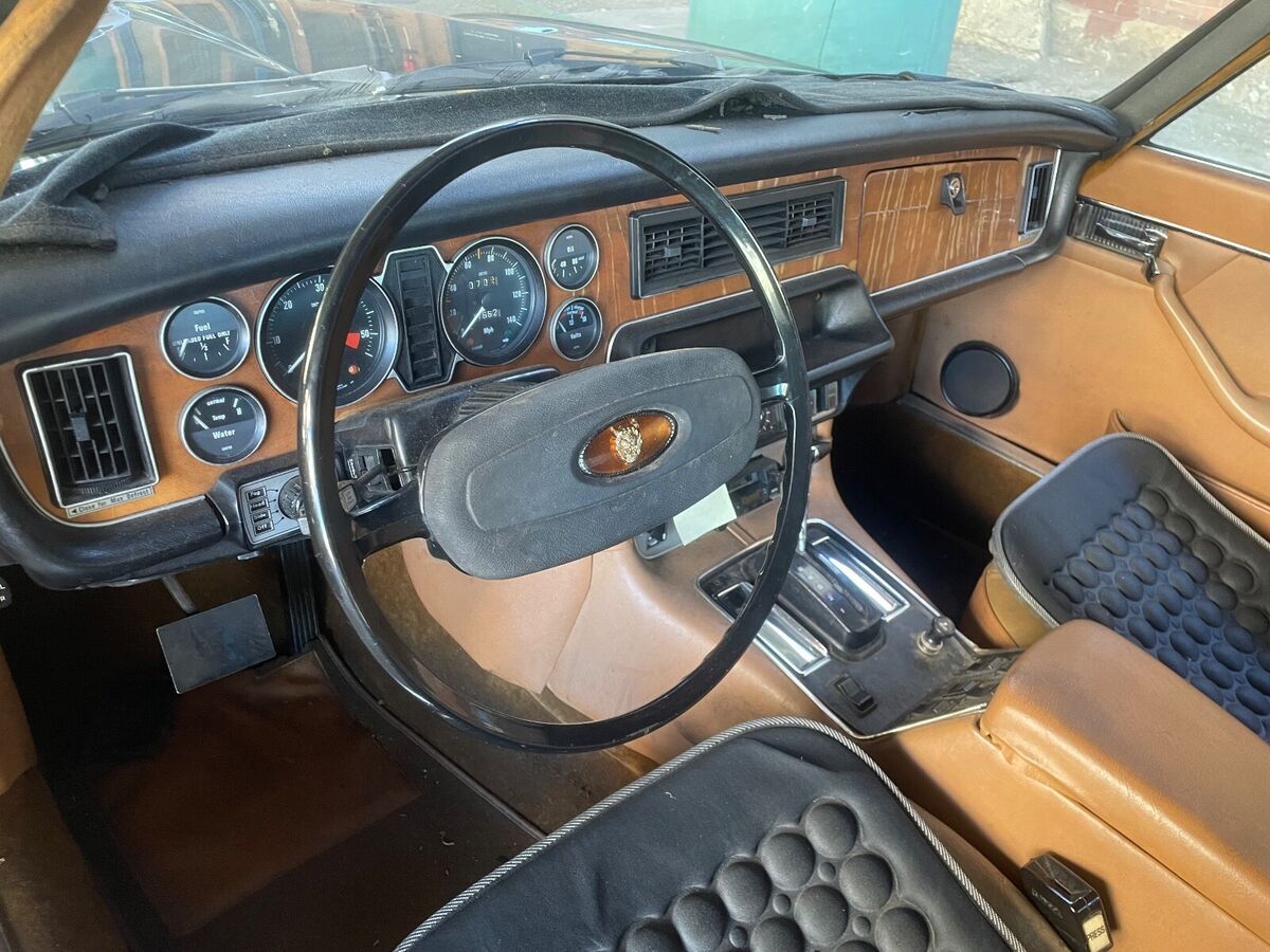 1976 Jaguar XJ6 - photo 9