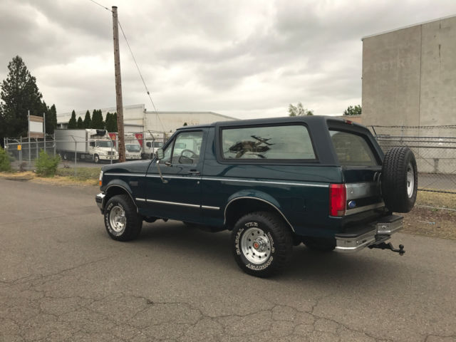 1994 Ford Bronco XLT Full Size 4WD Low Miles - photo 3