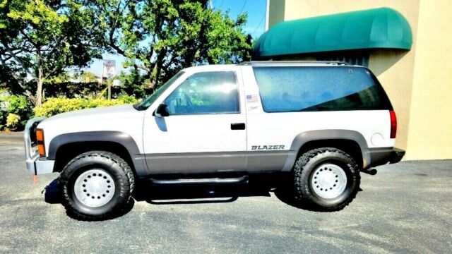 Blazer K5 Blazer SUV 4X4 Silverado Custom Collector Lifted Offroad Sport 1993 Chevrolet Blazer K5 Blazer