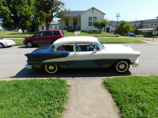 1955 Oldsmobile Eighty-Eight - photo 2