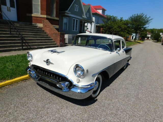 1955 Oldsmobile Eighty-Eight - photo 4
