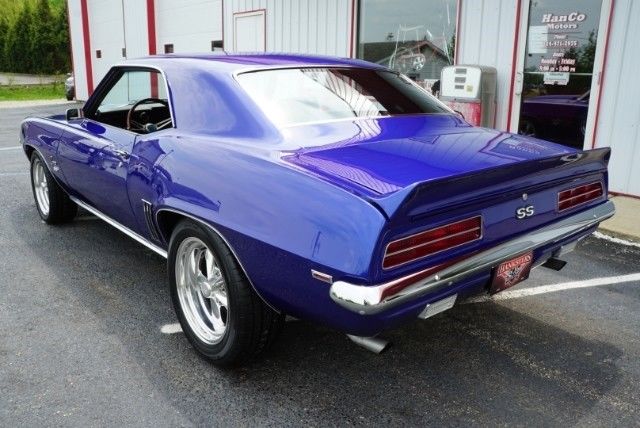 1969 Chevrolet Camaro RS SS Style - photo 9