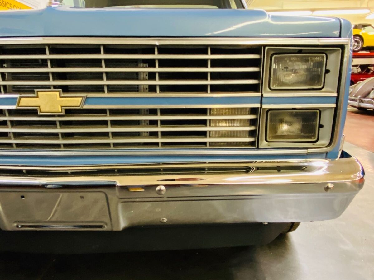 1984 Chevrolet Other Pickups -C10 SILVERADO - NEW PAINT - NEW A/C SYSTEM - - photo 10
