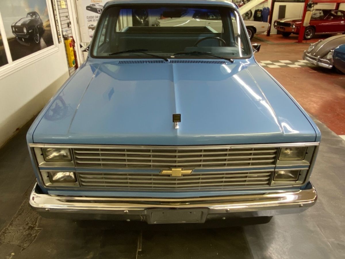 1984 Chevrolet Other Pickups -C10 SILVERADO - NEW PAINT - NEW A/C SYSTEM - - photo 5
