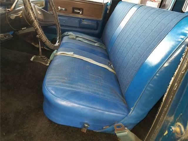 1974 Chevrolet Suburban 1500 4x4 Custom Deluxe - photo 13