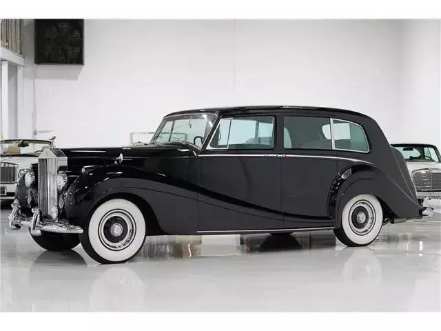 Blue over Cream & Red | Please "See full description" for more photos/info 1956 Rolls-Royce Silver Wraith Enclosed Drive Limousine