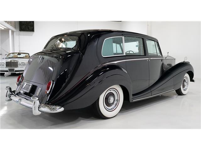 1956 Rolls-Royce Silver Wraith Enclosed Drive Limousine - photo 6