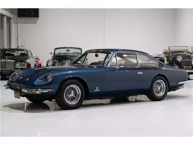 Blue over Red | Please "See full description" for more photos/info 1970 Ferrari 365 2+2 Coupe