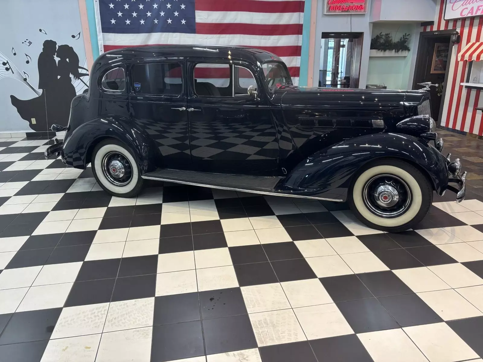 1936 Packard - photo 6