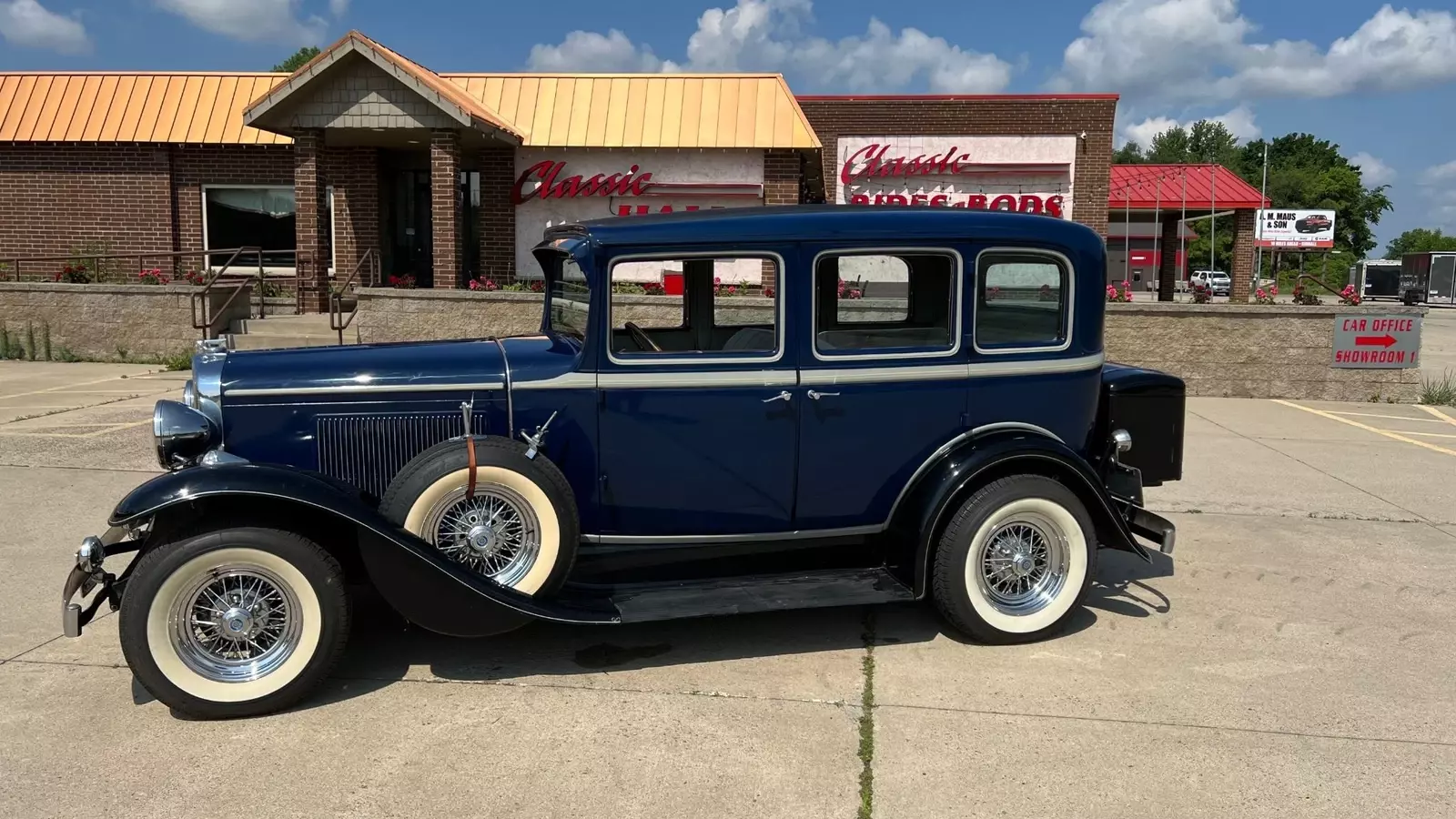 1931 Pontiac 401 Sedan - photo 2