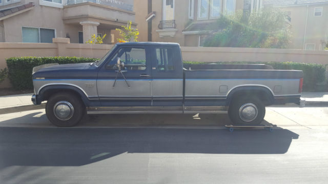 blue used ford f-250 1981 1982 1983 1984 1985 1986 bullnose California truck 1986 Ford F-250 XLT Lariat Extended Cab Pickup 2-Door