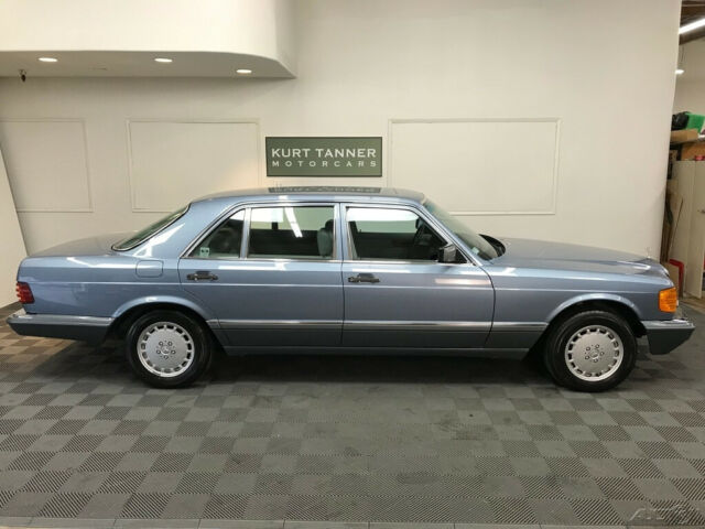 1987 Mercedes-Benz 400-Series 60,883 ORIGINAL MILES FROM NEW. - photo 3
