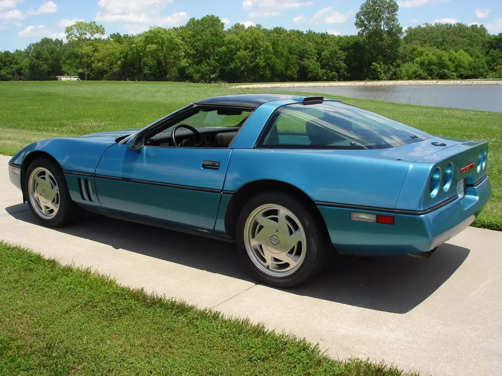 1989 Chevrolet Corvette - photo 3