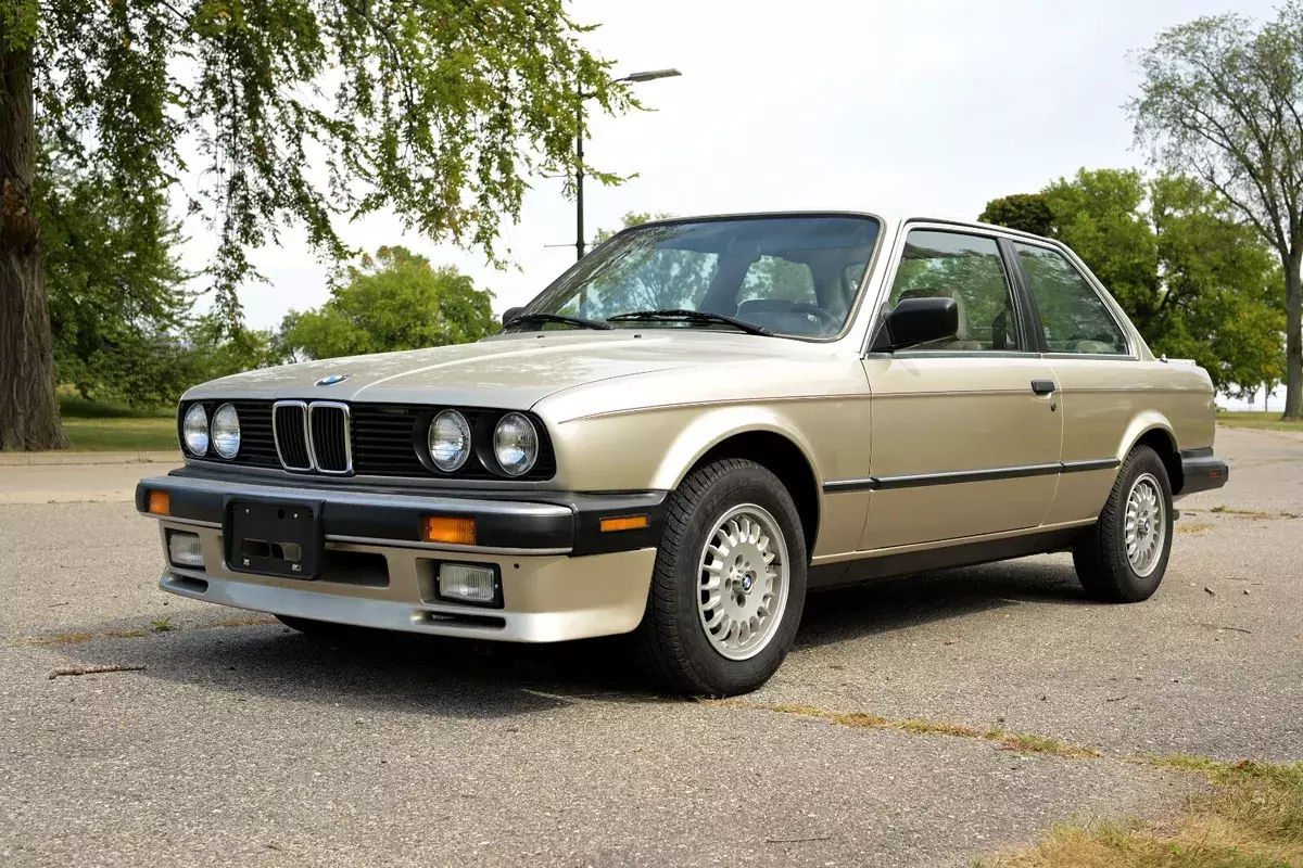 1986 BMW 3-Series