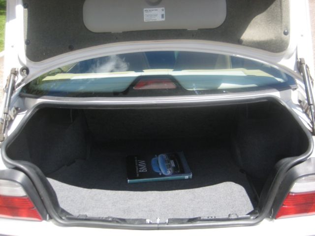 1994 BMW 3-Series 4 Door Sedan - photo 5