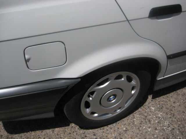 1994 BMW 3-Series 4 Door Sedan - photo 9