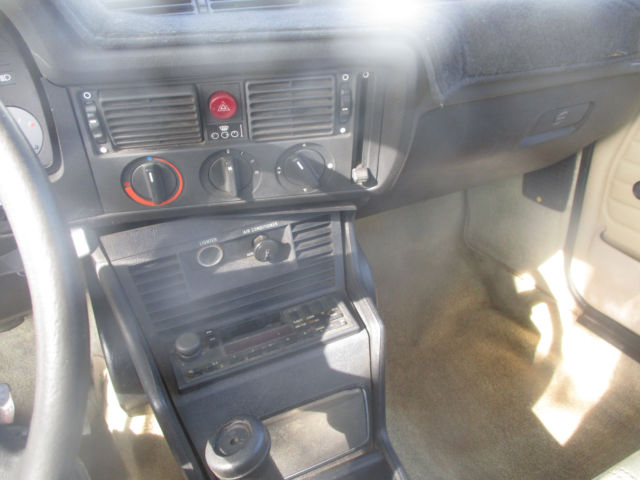 1983 BMW 3-Series 5SP - photo 7