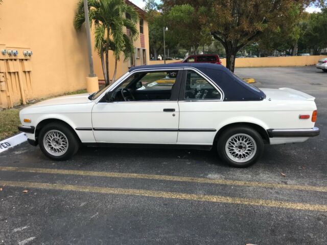 1986 BMW 3-Series BAUR CABRIOLET - photo 3