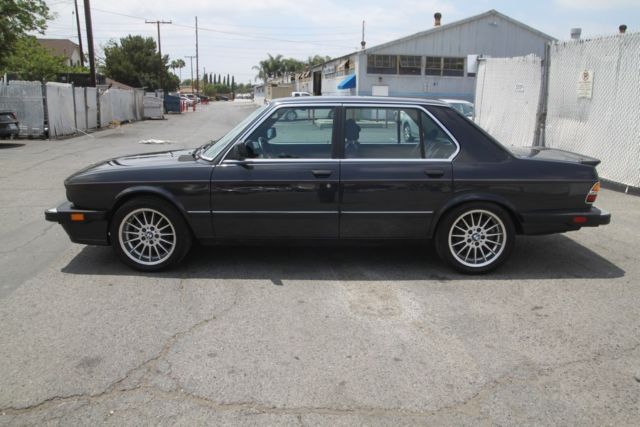 1987 BMW 5-Series iS - photo 8