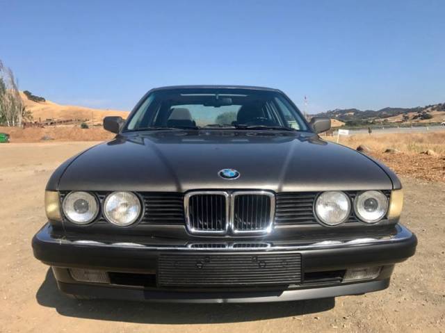1990 BMW 7-Series 735i - photo 3
