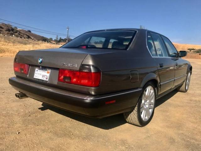 1990 BMW 7-Series 735i - photo 5