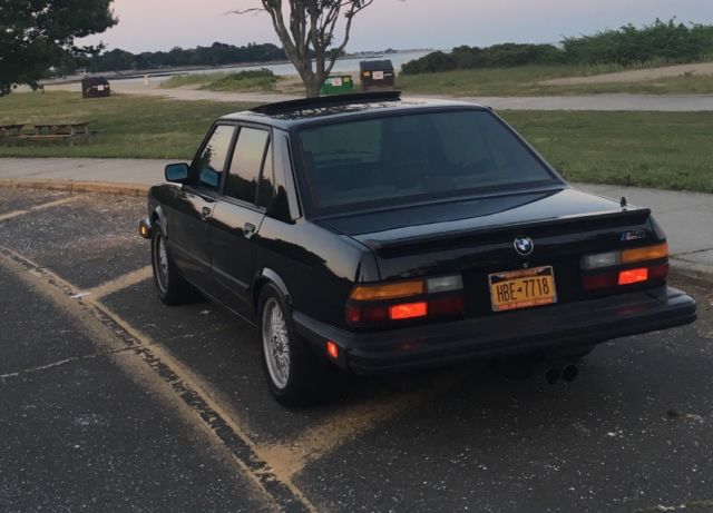 1988 BMW M5 - photo 2