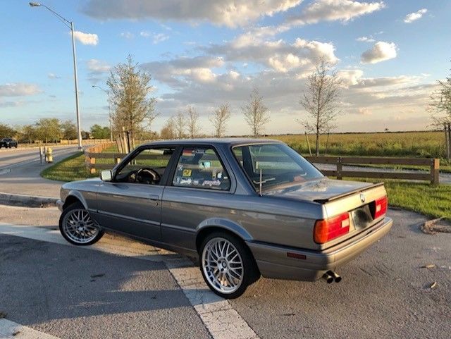 1990 BMW 3-Series - photo 4
