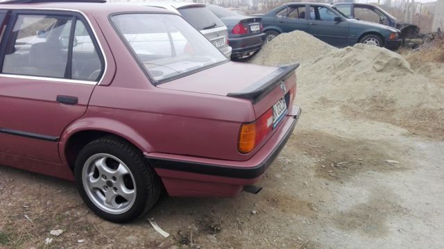 1990 BMW 3-Series 4 door sedan