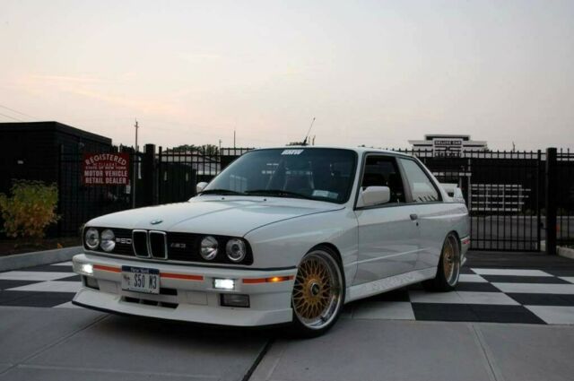 1989 BMW M3 - photo 2