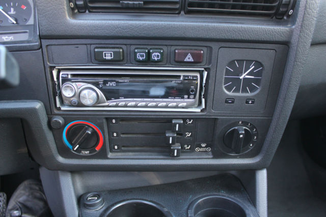 1990 BMW 3-Series 320i - photo 11