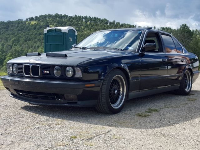 BMW e34 M5-Black on Black, S38, Dinan 1991 BMW M5 e34