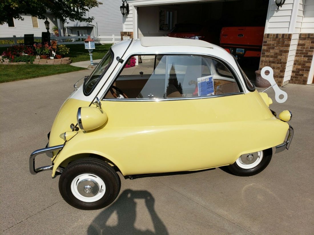 BMW Isetta 300 Vintage 1958 Microcar Restored Car Automobile Sportscar 1958 BMW Isetta