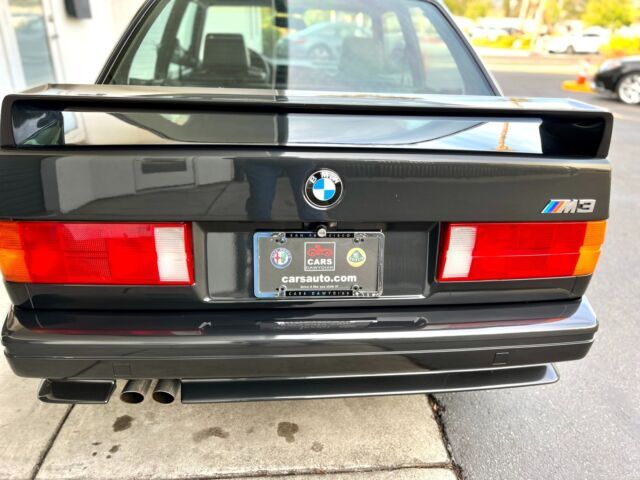 1990 BMW M3 - photo 5