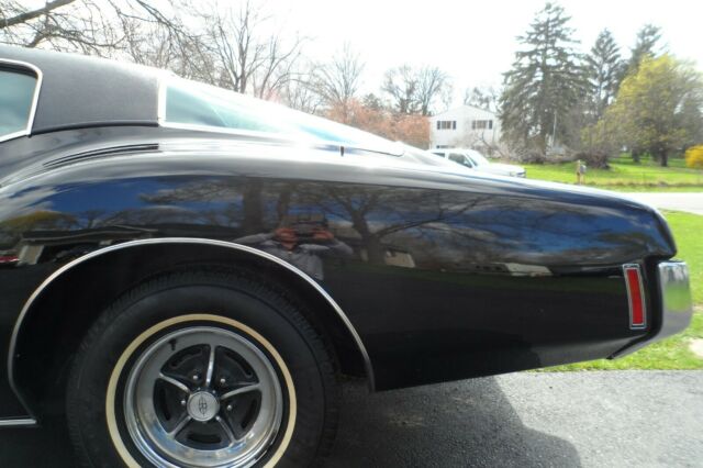 1971 Buick Riviera 455 CI Tail Boat - photo 12