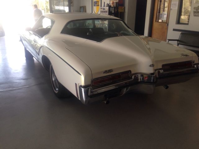 1972 Buick Riviera High optioned - photo 2