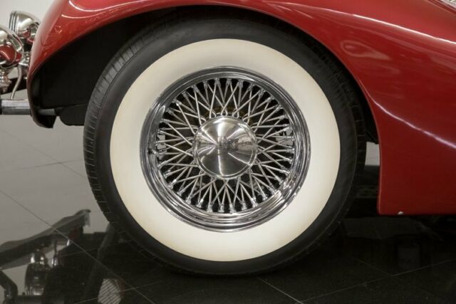 1936 Cord Boattail Speedster Replica - photo 9