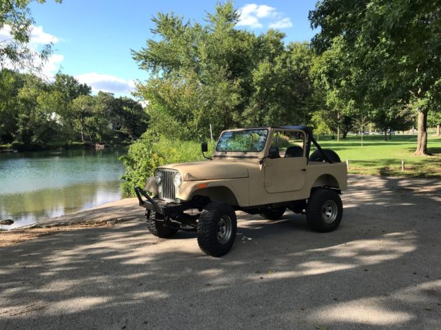 Body has recently been restored, and mechanics/electrics repaired. 1980 Jeep CJ Laredo