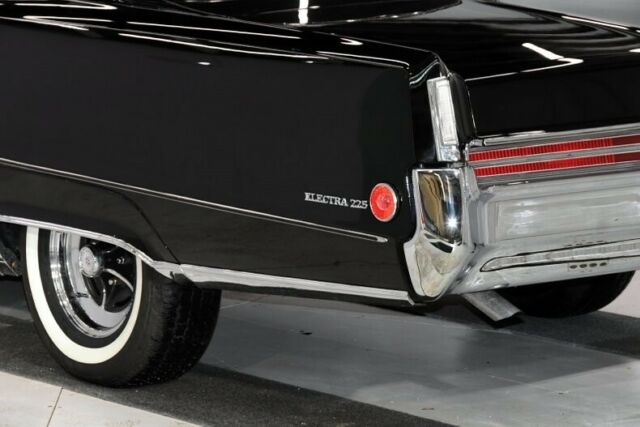 1970 Buick Electra 225 Custom - photo 10