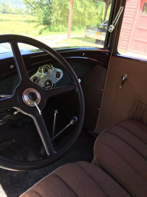 1930 Ford Model A - photo 7